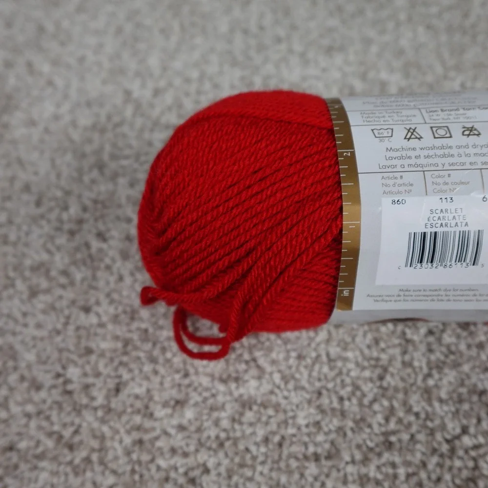 Lion Brand‎ Vanna's Choice Acrylic Yarn Scarlet Red Medium 4 Worsted 170 Yards